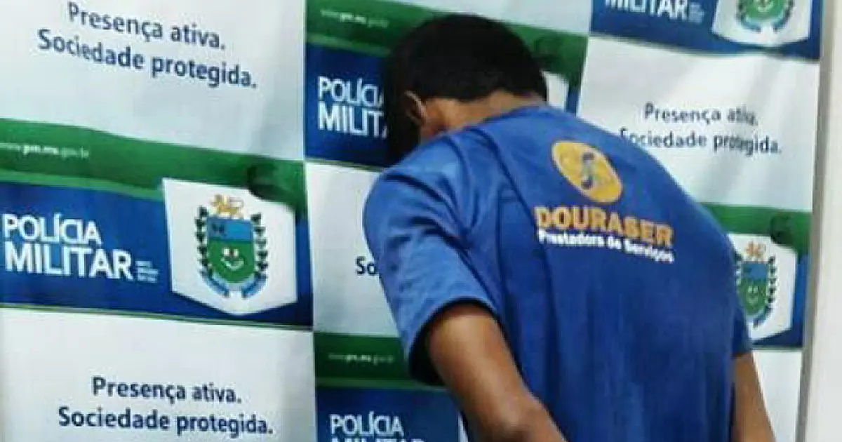 Autor de roubo é preso após perseguição e troca de tiros na Rio Branco