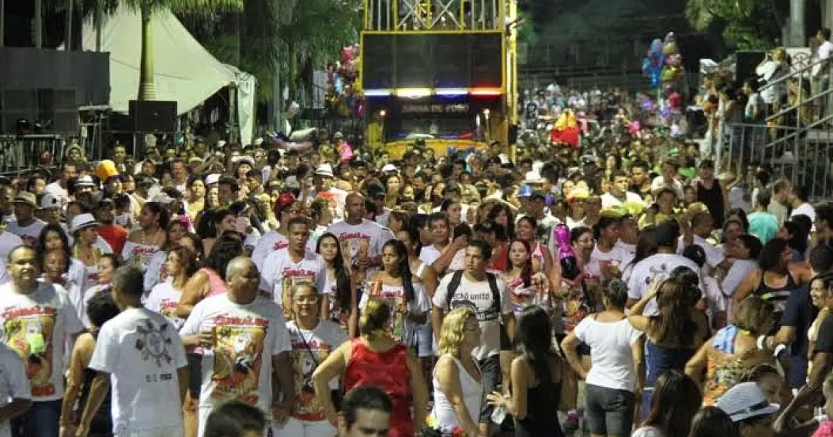 Bloco Sandálias de Frei Mariano desfilará no sábado de Carnaval