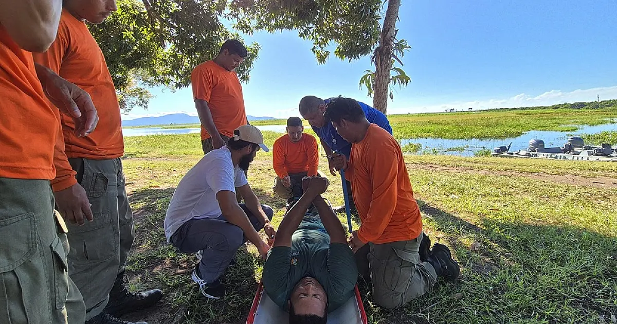 Curso de primeiros socorros capacita comunidade escolar em áreas remotas do Pantanal