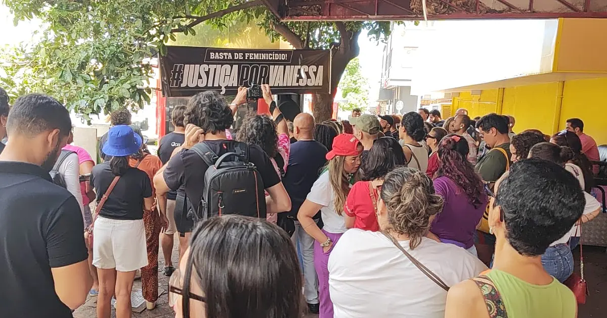 Jornalistas fazem ato por justiça à morte de Vanessa Ricarte