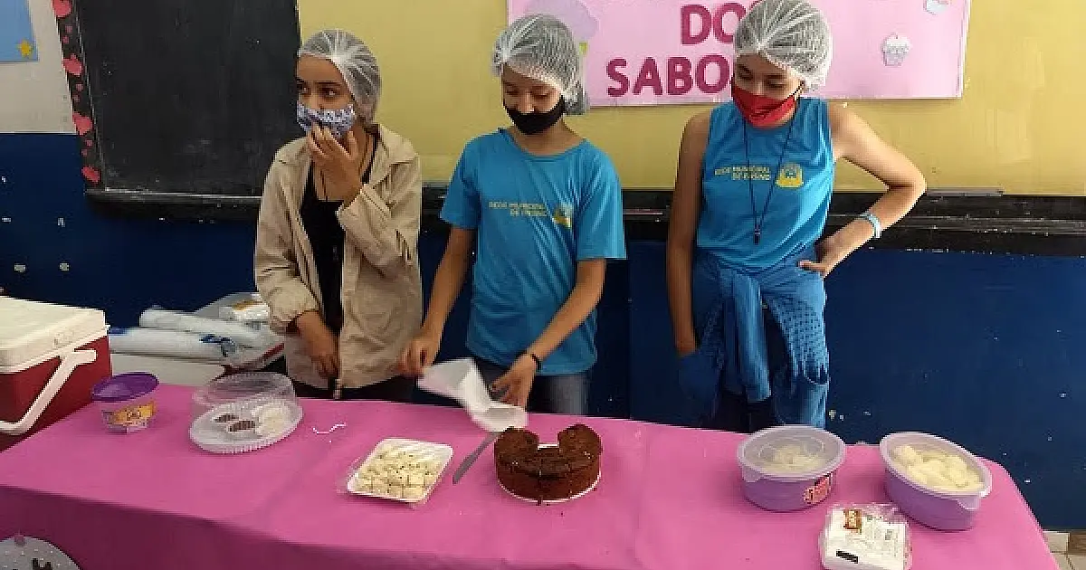 Alunos de escolas municipais de Corumbá expõem produtos desenvolvidos em sala de aula