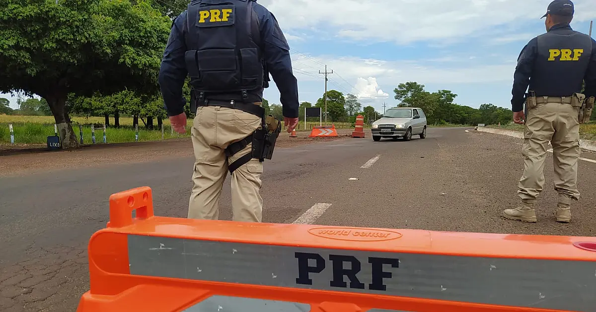 PRF orienta para viagem segura com chuva e nevoeiro