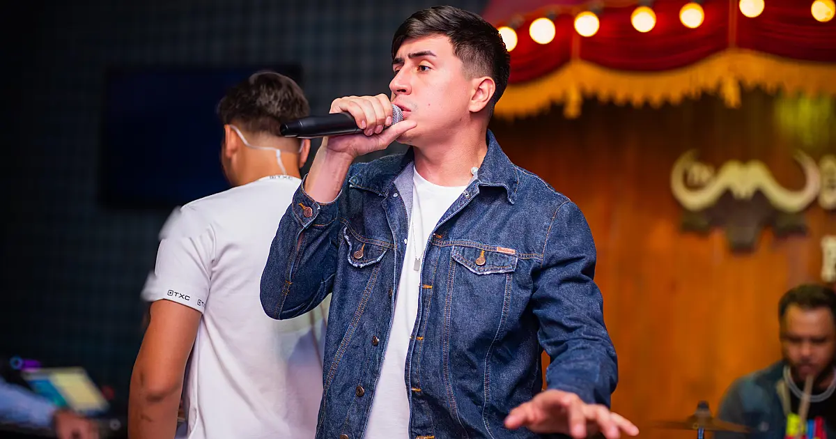 Jovem conta como a Cidade Dom Bosco transformou sua vida por meio da música e fé