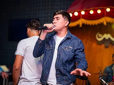 Jovem conta como a Cidade Dom Bosco transformou sua vida por meio da música e fé