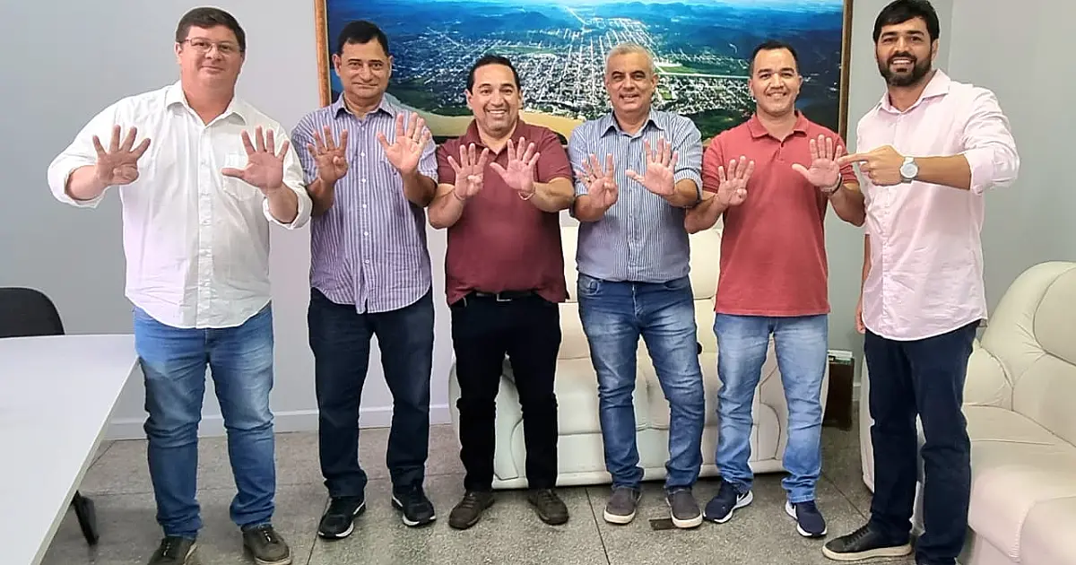 Marcelo Iunes atende pedido de vereadores e retorna ao PSDB