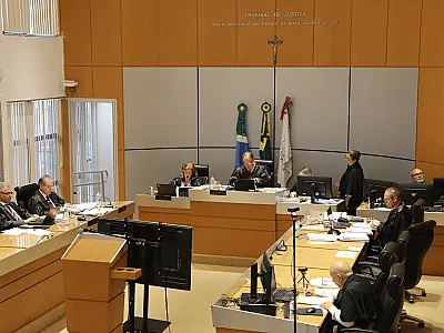 Justiça condena empresa por morte de professora em acidente com vagões