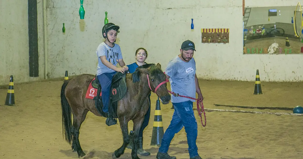 Corumbá repassa R$ 96 mil a Centro de Equoterapia para fortalecer atendimentos
