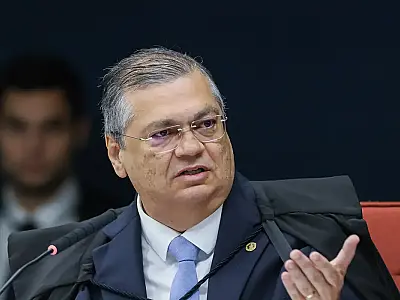 Dino manda PF investigar emendas parlamentares que somam R$ 694 mi