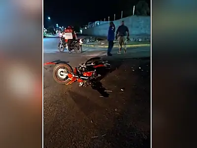 Colisão causa ferimentos e motociclista e crise de ansiedade em condutora