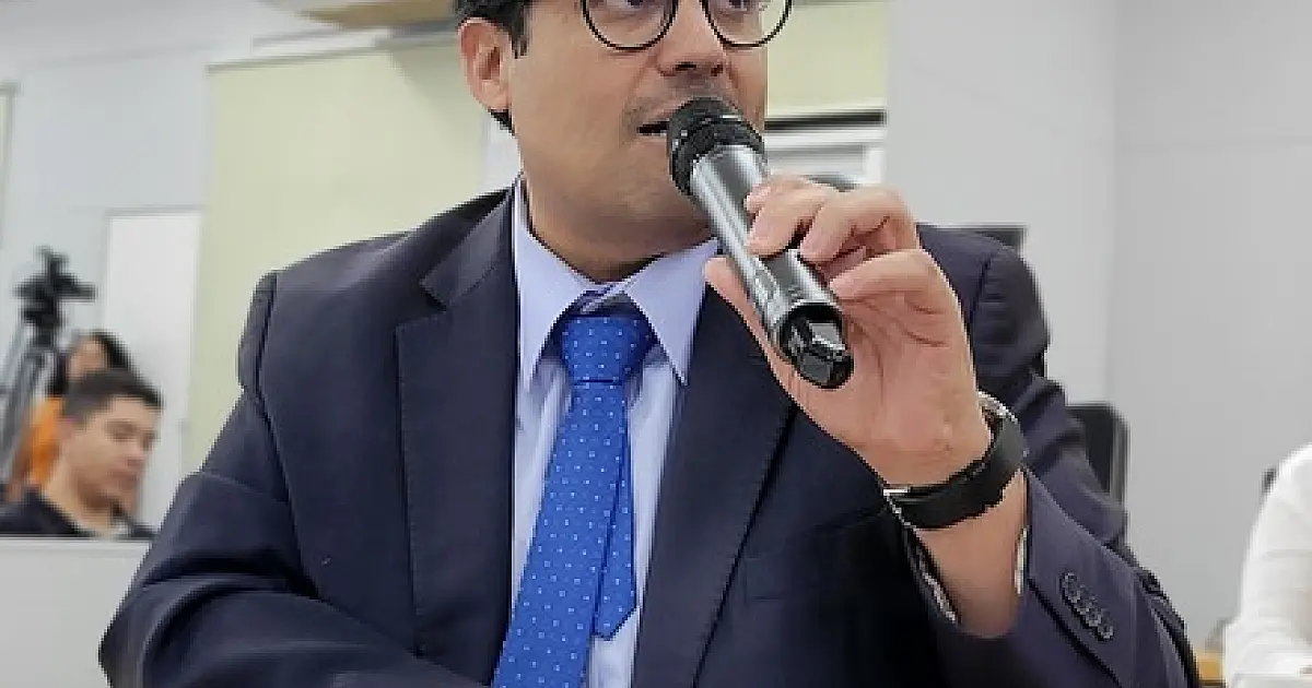 Chicão sugere entrega de cestas natalinas aos servidores municipais