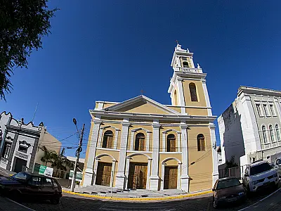 Procissão luminosa e quermesse são destaques do Dia da Padroeira em Corumbá