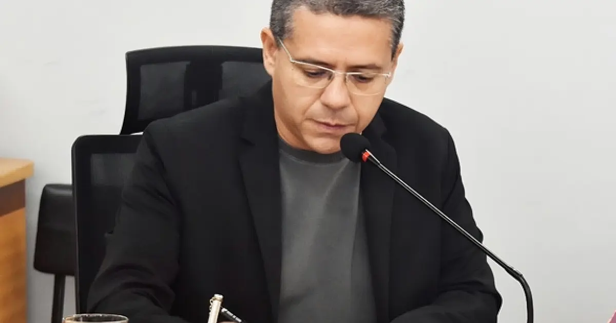 Alexandre reforça implantação do Ensino Médio no Porto da Manga