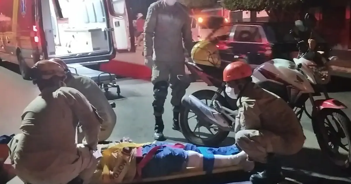 Colisão causa fratura em motociclista