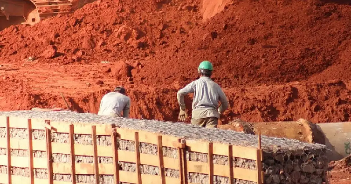 Trabalho sob calor extremo já vira alvo da Justiça e move indústria em MS