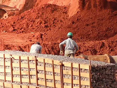 Trabalho sob calor extremo já vira alvo da Justiça e move indústria em MS