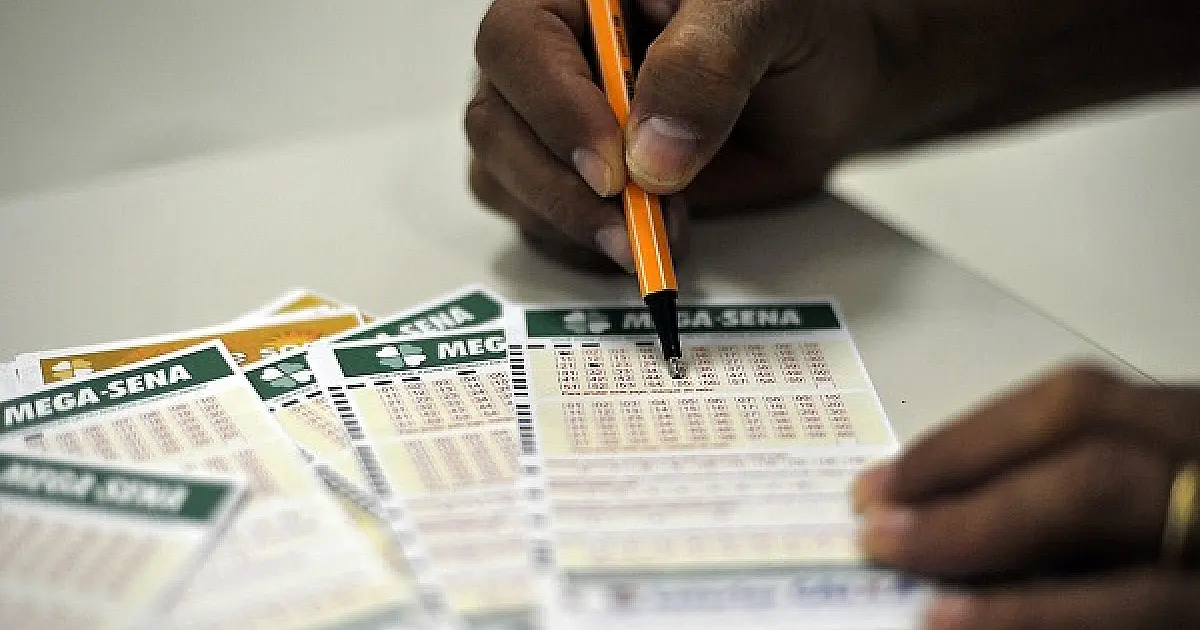 Mega-Sena acumula e prêmio pode chegar a R$ 33 milhões