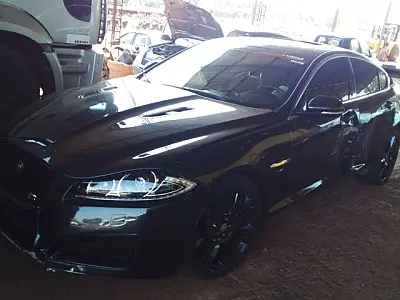 Leilão do Detran-MS tem carro da marca Jaguar na categoria circulação