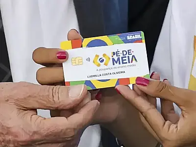 Governo faz acordo para incluir Pé-de-Meia e Vale Gás no orçamento