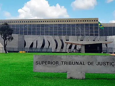 Condenado à pena de 12 anos por homicídio continua solto