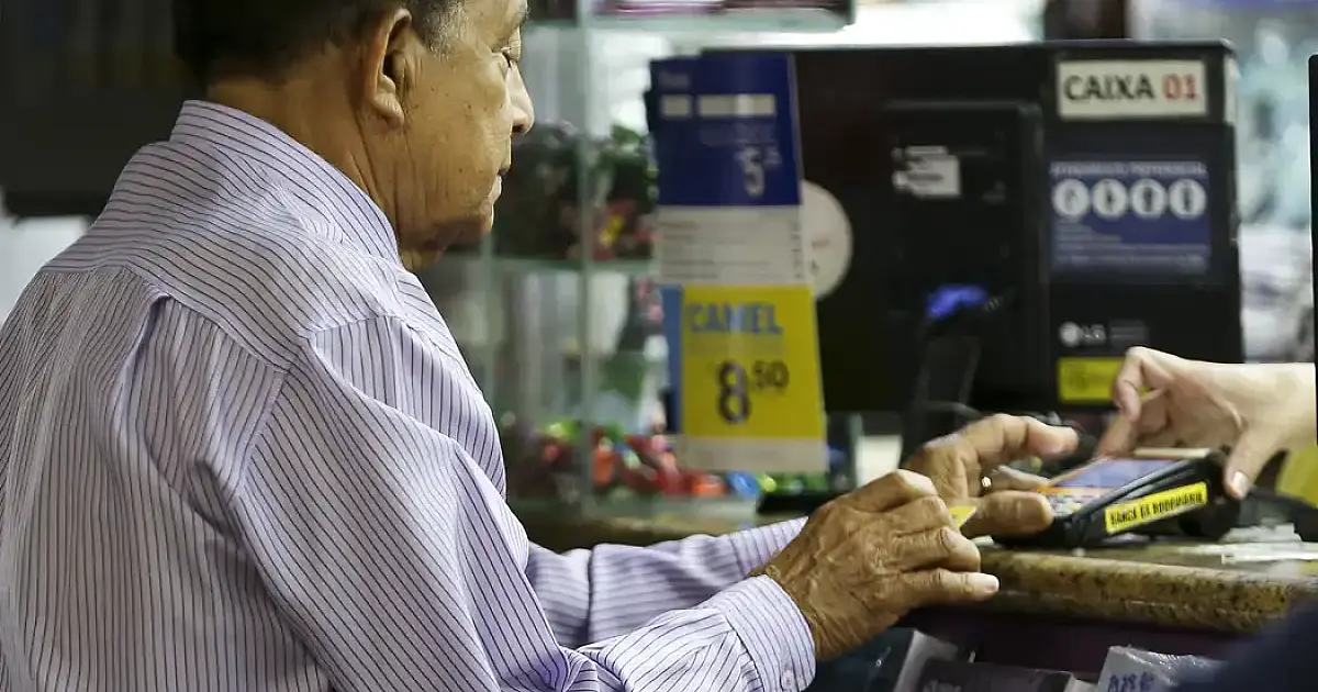 Prazo do crédito consignado do INSS sobe de 84 para 96 meses