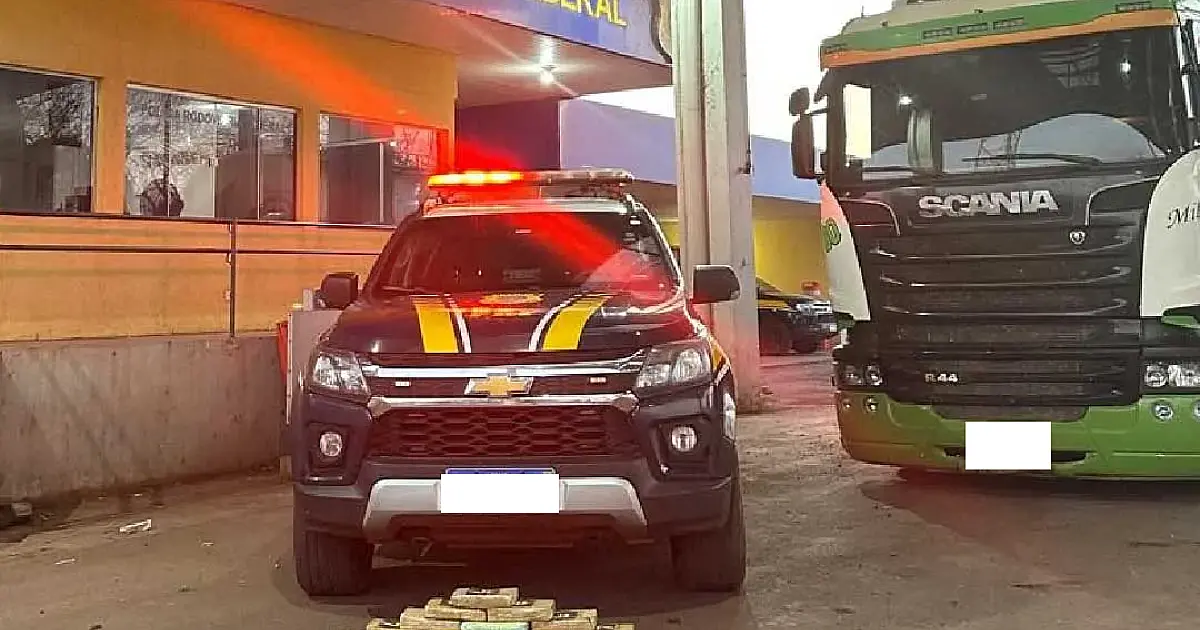 PRF apreende 44,7 kg de cocaína em caminhão na BR-262, em Miranda