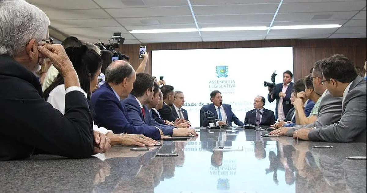 Posse da Mesa Diretora marca retorno dos trabalhos legislativos da ALEMS