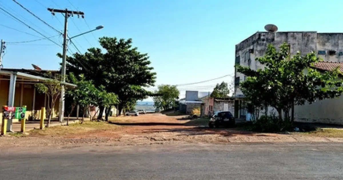 Vereador pede que lajotas do centro sejam reutilizadas em vias que necessitam de pavimento