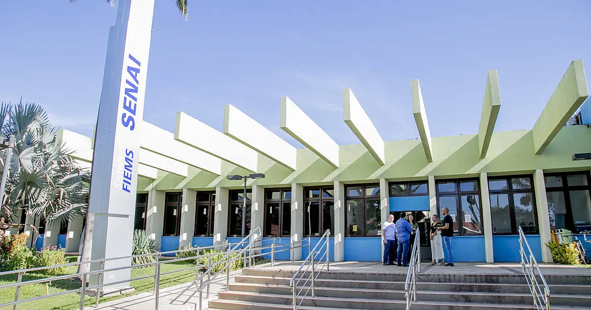 Projeto busca vagas no ensino médio técnico do Senai para alunos do município