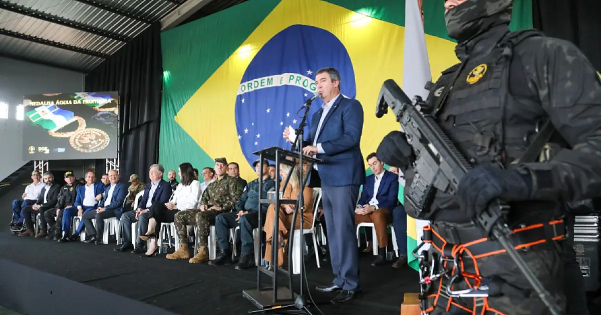 'Medalha Águia da Fronteira' reconhece autoridades civis e militares em MS