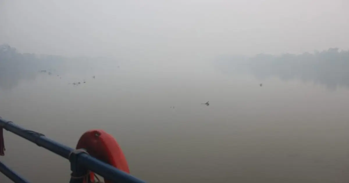 Fumaça paralisa voos e navegação no combate a incêndios no Amolar