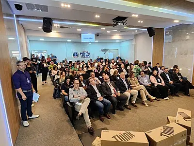 SES reúne autoridades para discutir saúde nas fronteiras BrasilParaguai