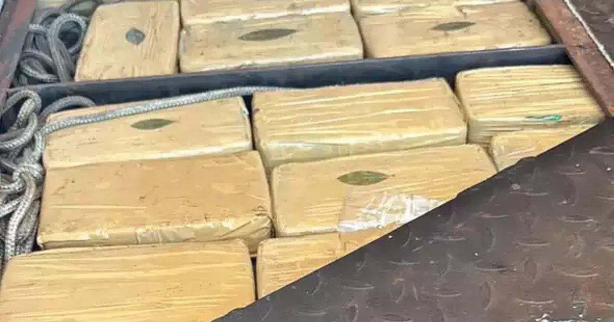 Operação intercepta caminhão com mais de R$ 40 milhões em cocaína