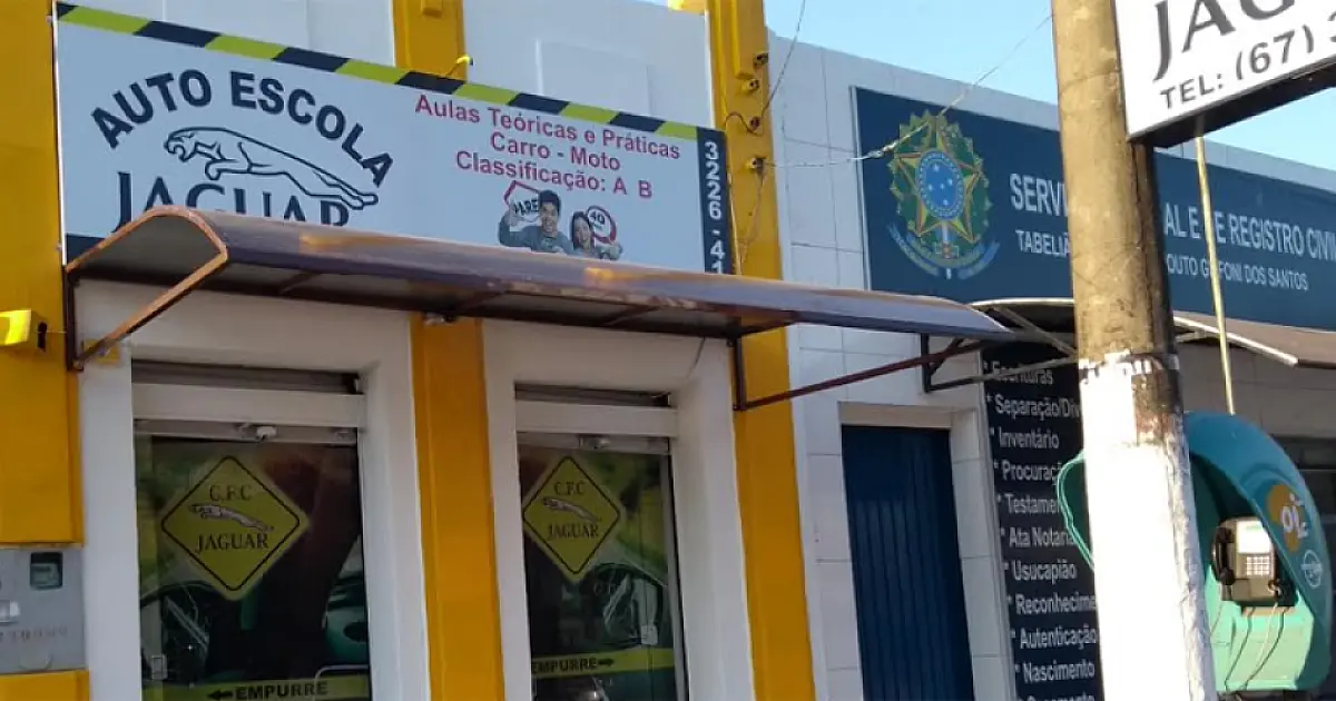 Autoescolas de Corumbá e Ladário cancelam provas práticas devido greve dos examinadores