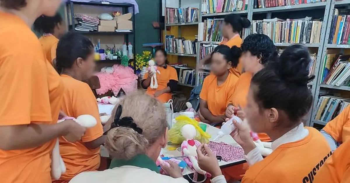 Internas do presídio de Corumbá realizam curso de Confecção de Bonecas e Peças de Pano