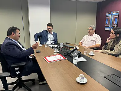 Na sede do IPHAN, prefeito discute discute licitação das obras do PAC Cidades Históricas