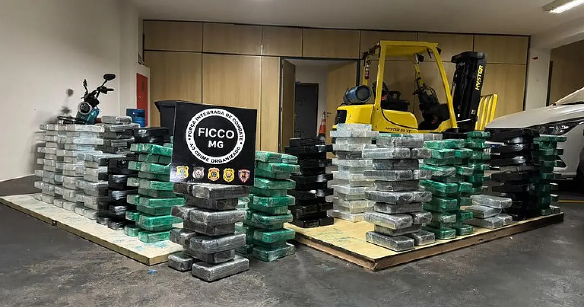 Caminhão de minério que saiu de Corumbá é apreendido com 420 kg de cocaína