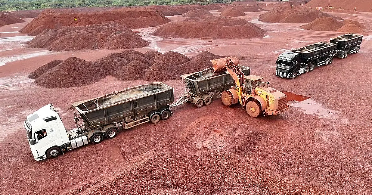 Vereador pede fiscalização das condições de trabalho de motoristas que fazem transporte de minério