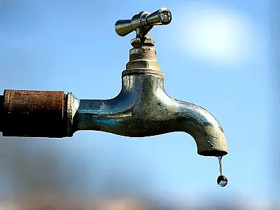 Manutenção na rede pode afetar abastecimento de água em Ladário