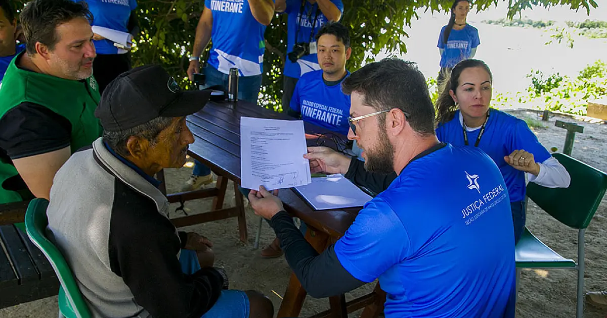 Justiça Federal leva serviços gratuitos as comunidades ribeirinhas do rio Paraguai