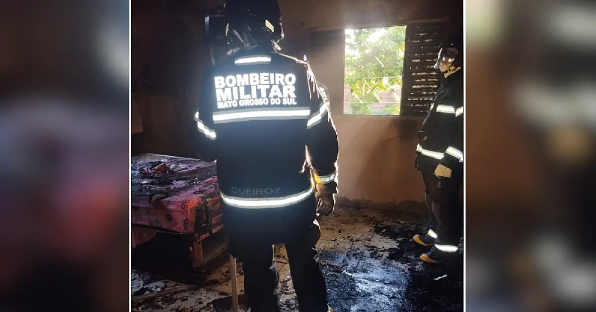 Incêndio em residência mobiliza Bombeiros ao bairro Aeroporto