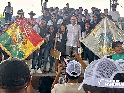 "Vou reconstruir a Bolívia", diz Tuto Quiroga