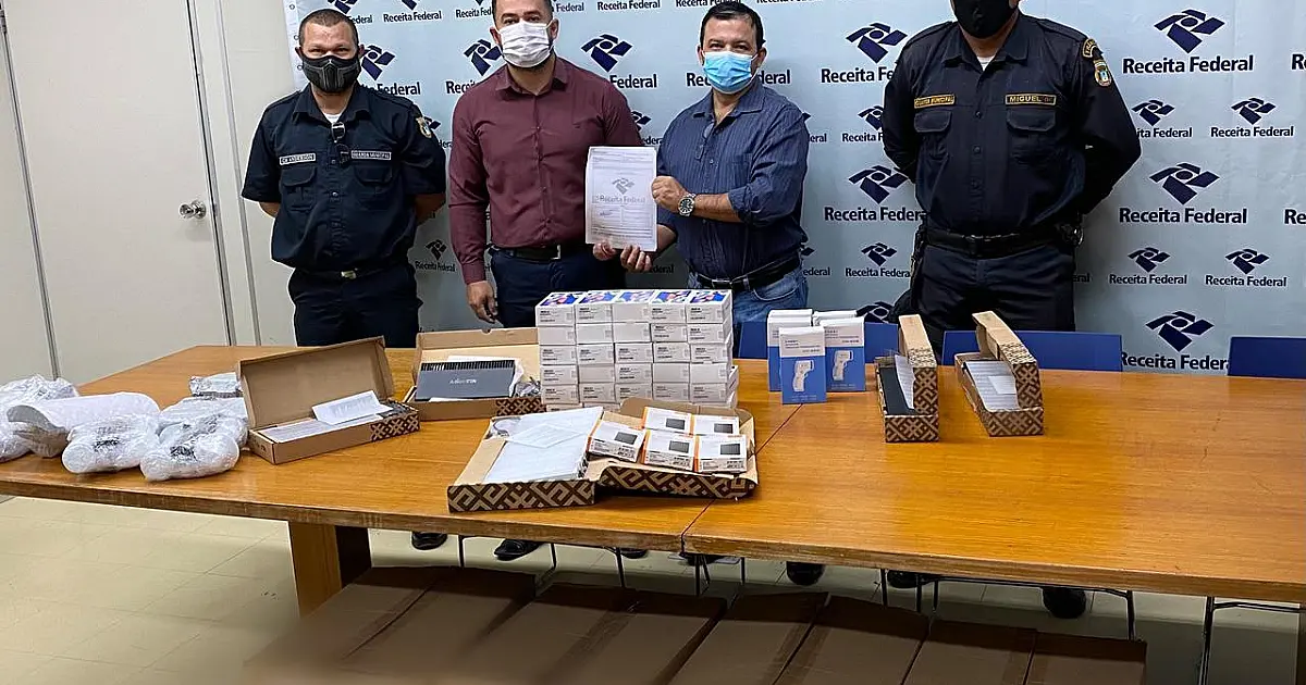 Receita Federal doa R$ 110 mil em produtos ao município