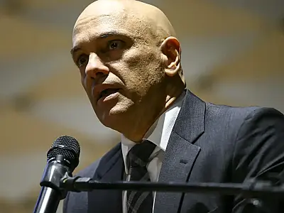 EUA revogam visto de Moraes, familiares e "aliados na Corte"