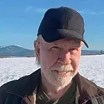 Morre Chuck Norris, ícone dos filmes de ação de Hollywood, aos 86 anos