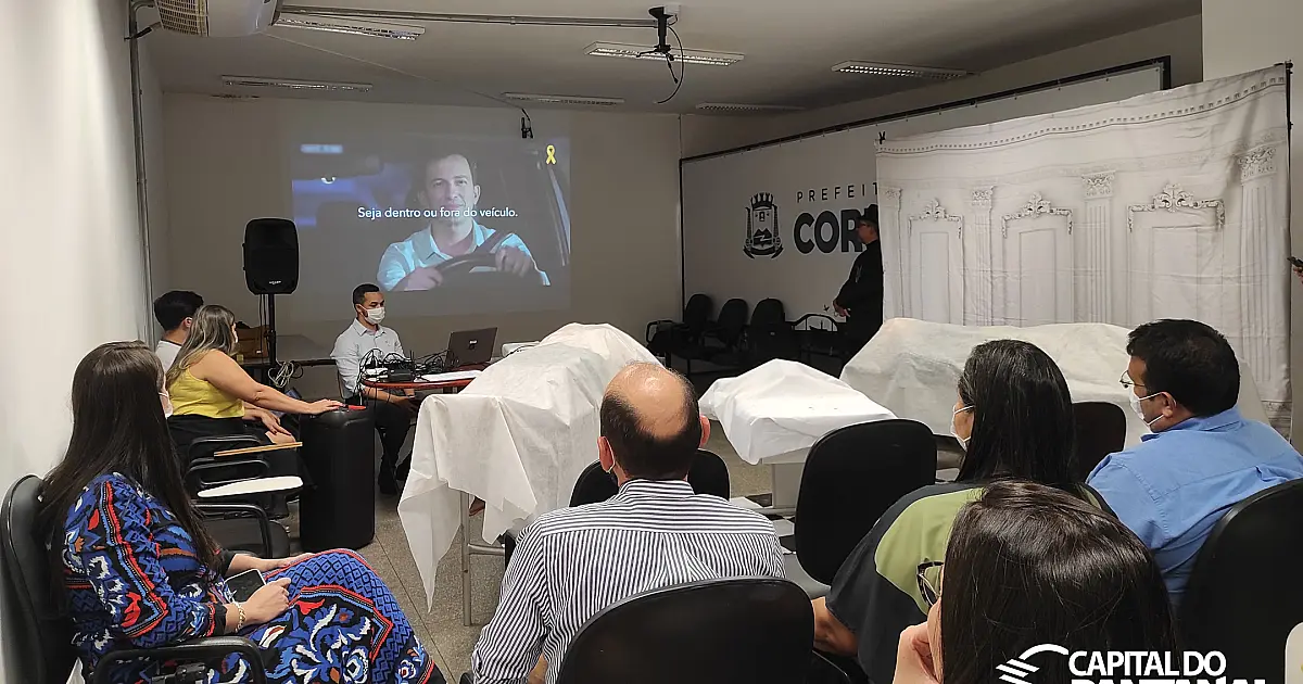 Corumbá inicia Maio Amarelo com ação teatral sobre segurança no trânsito