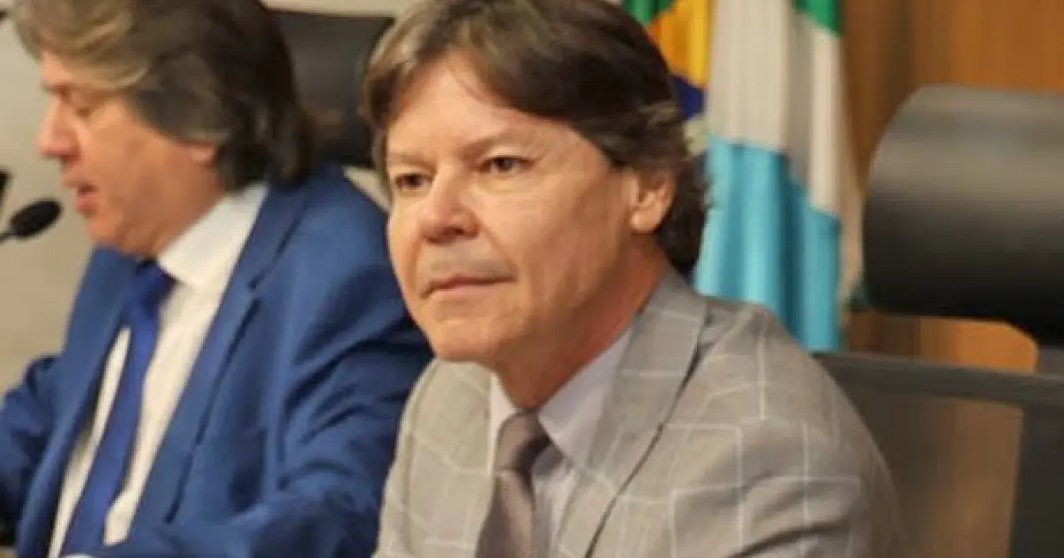 CCJR aprova projeto que exige elevador para maca em novos edifícios