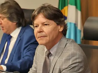 CCJR aprova projeto que exige elevador para maca em novos edifícios