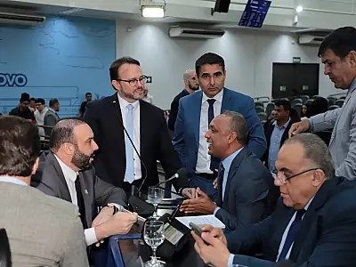 Dr. Lívio é favorito para presidência e dois disputam relatoria da CPI do ônibus