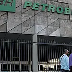 Petrobras aprova adesão a programa para conter alta do diesel