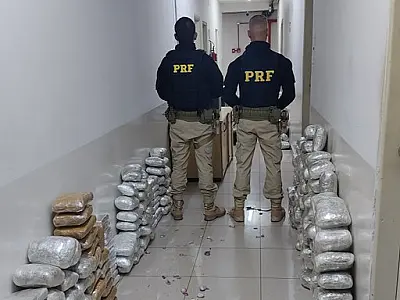 Casal preso em Corumbá transportava mais de 200 kg de drogas em 14 malas